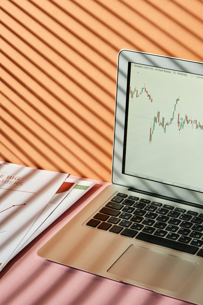 RSUs & stock options — DIY vs hire a fiduciary advisor (10b5-1, taxes, sell policy)